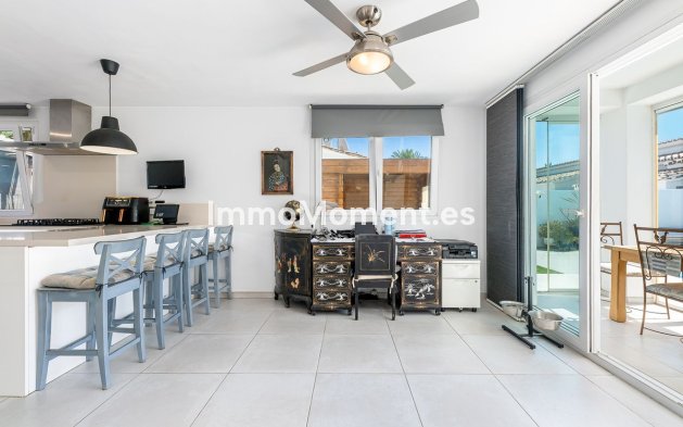 Revente - Villa - Estepona  - Estepona Centro