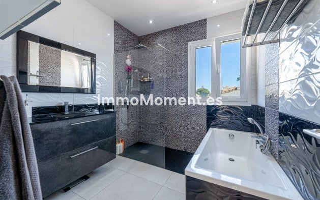 Revente - Villa - Estepona  - Estepona Centro