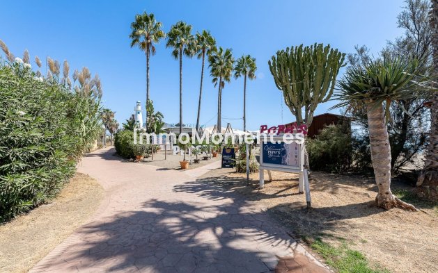 Revente - Villa - Estepona  - Estepona Centro