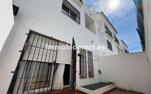 Revente - Maison mitoyenne - Estepona  - Estepona Centro