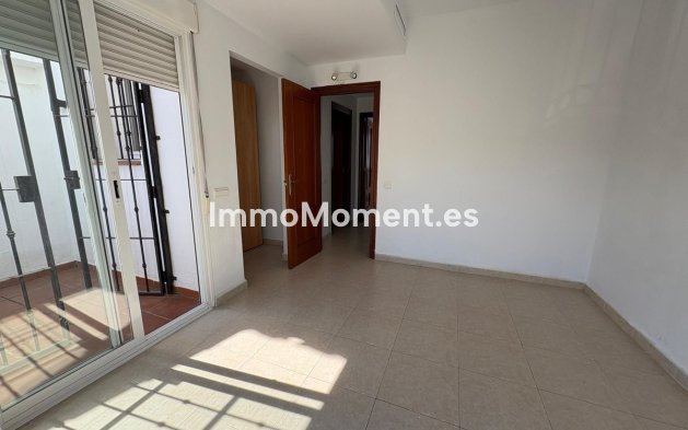 Revente - Maison mitoyenne - Estepona  - Estepona Centro