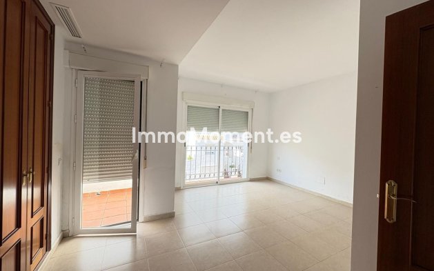 Revente - Maison mitoyenne - Estepona  - Estepona Centro