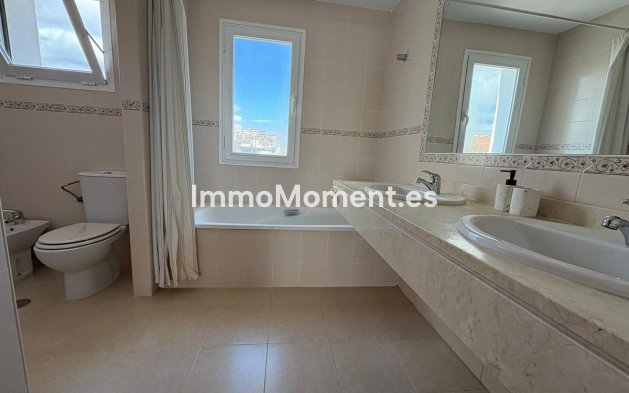 Revente - Maison mitoyenne - Estepona  - Estepona Centro