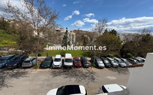 Revente - Maison mitoyenne - Estepona  - Estepona Centro