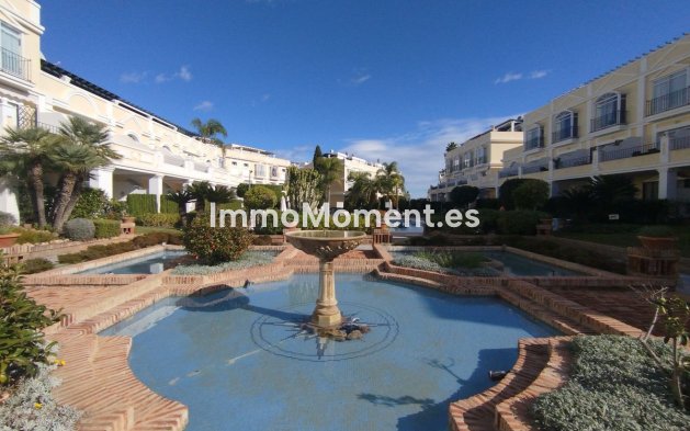 Resale - Apartment - Marbella - Aloha