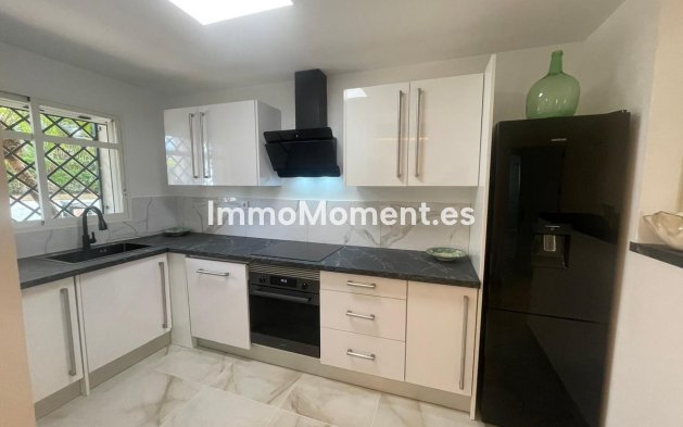 Resale - Apartment - Marbella - Aloha