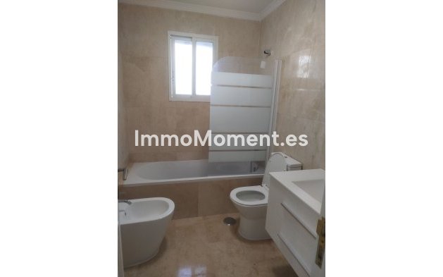 Resale - Apartment - Marbella - Aloha