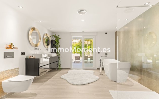 Reventa - Villa - Estepona  - New Golden Mile