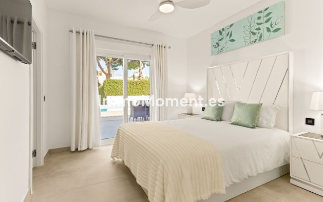 Reventa - Villa - Estepona  - New Golden Mile