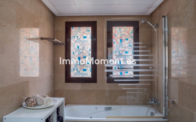 Wiederverkauf - Wohnung - Manilva - La Duquesa