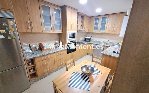 Wiederverkauf - Wohnung - Fuengirola - Fuengirola Centro