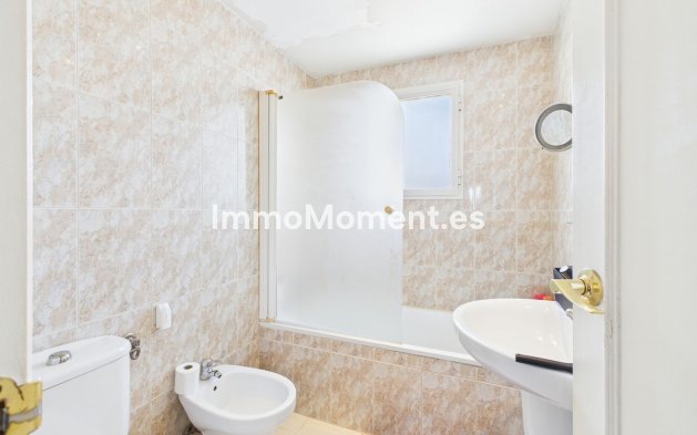 Revente - Maison mitoyenne - Estepona  - Estepona Centro