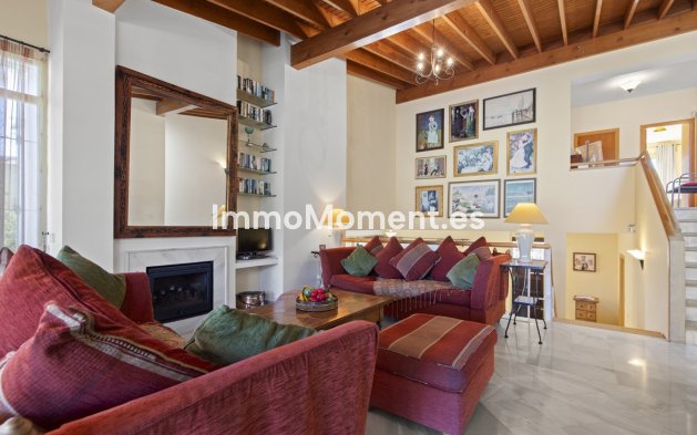 Resale - Villa - Benahavís - Benahavís Centro