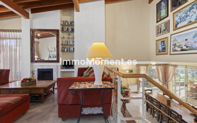 Resale - Villa - Benahavís - Benahavís Centro