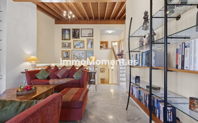 Resale - Villa - Benahavís - Benahavís Centro