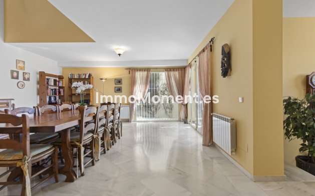 Resale - Villa - Benahavís - Benahavís Centro