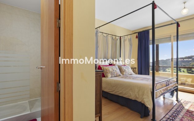 Resale - Villa - Benahavís - Benahavís Centro