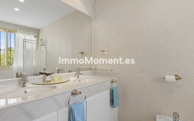 Resale - Villa - Benahavís - Benahavís Centro