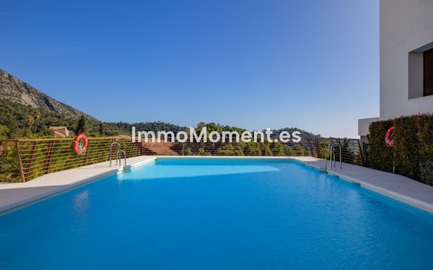 Wiederverkauf - Wohnung -   Inländisch - Istán