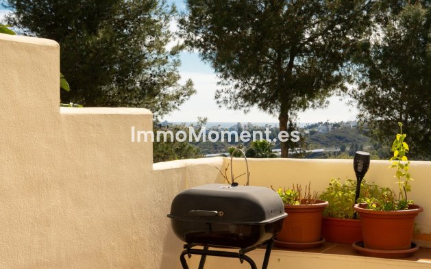 Resale - Apartment - Benahavís - Benahavís Centro