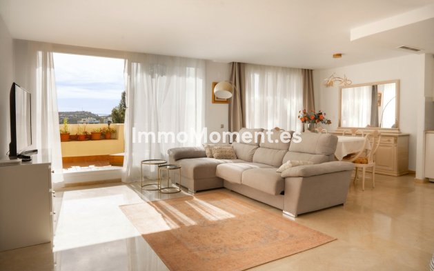 Resale - Apartment - Benahavís - Benahavís Centro
