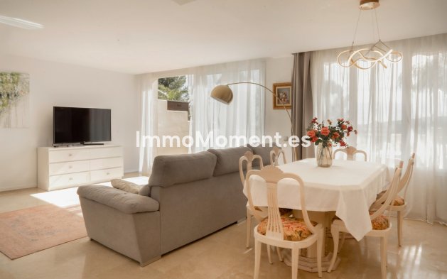 Resale - Apartment - Benahavís - Benahavís Centro