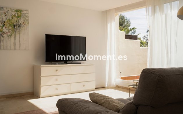 Resale - Apartment - Benahavís - Benahavís Centro