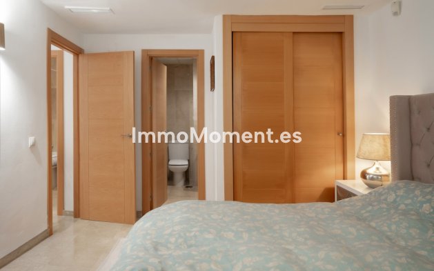 Resale - Apartment - Benahavís - Benahavís Centro