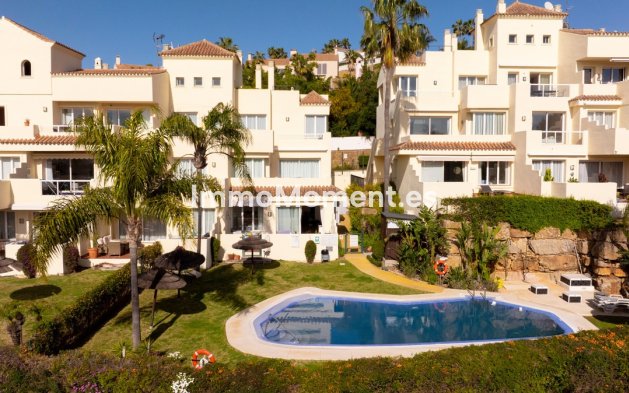 Resale - Apartment - Benahavís - Benahavís Centro