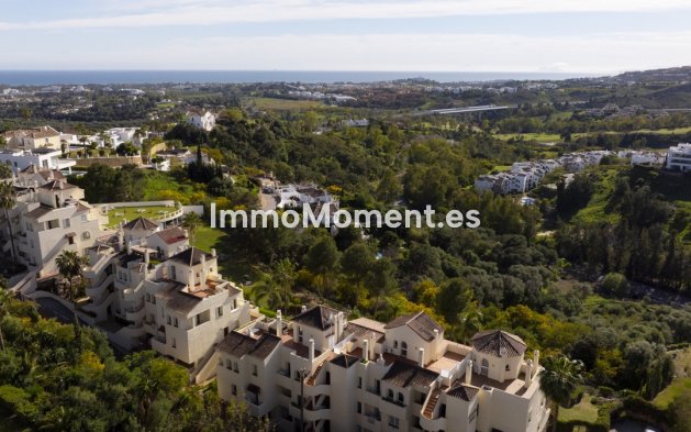 Resale - Apartment - Benahavís - Benahavís Centro