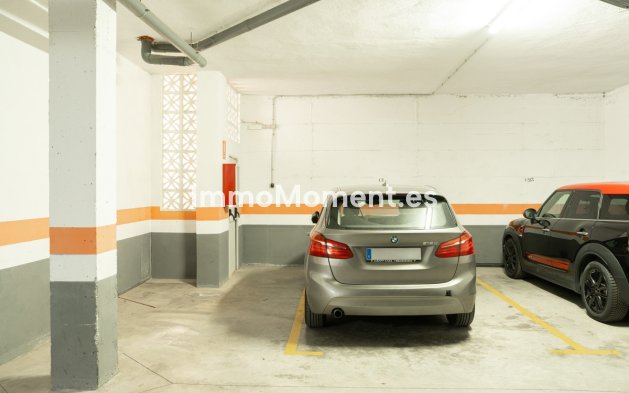 Resale - Apartment - Benahavís - Benahavís Centro