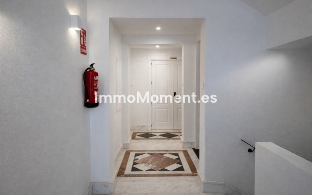 Wiederverkauf - Wohnung - Marbella - Nueva Andalucía