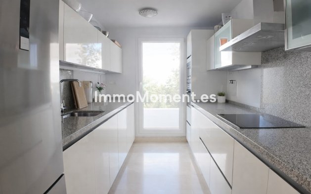 Wiederverkauf - Wohnung - Marbella - Nueva Andalucía