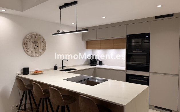 Revente - Maison mitoyenne - Estepona  - Estepona Centro