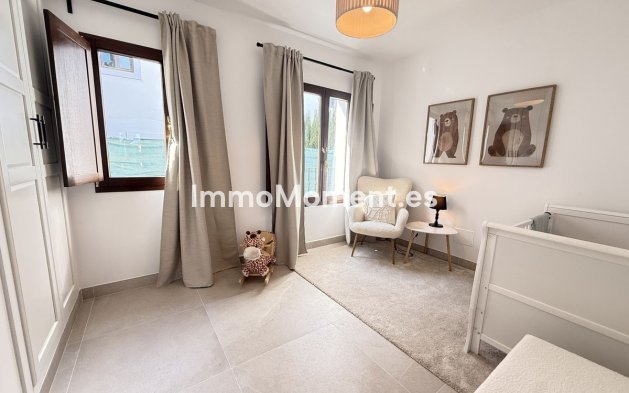 Revente - Maison mitoyenne - Estepona  - Estepona Centro