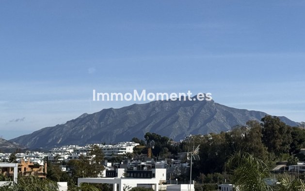 Revente - Maison mitoyenne - Estepona  - Estepona Centro