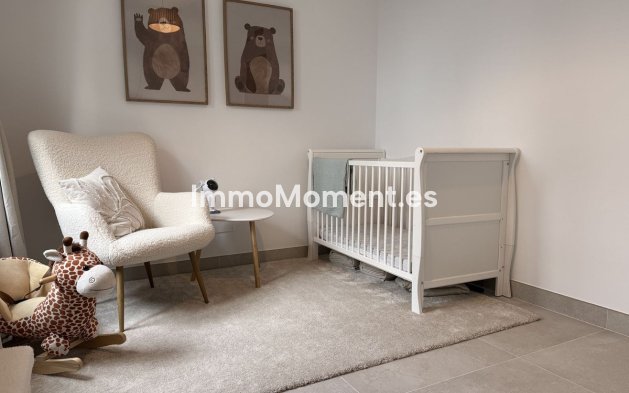 Revente - Maison mitoyenne - Estepona  - Estepona Centro