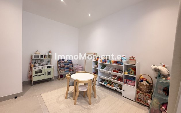 Revente - Maison mitoyenne - Estepona  - Estepona Centro