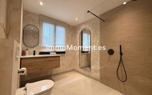 Revente - Maison mitoyenne - Estepona  - Estepona Centro