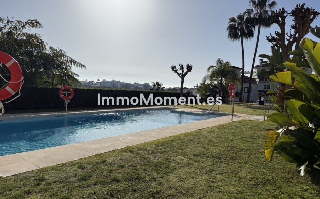 Revente - Maison mitoyenne - Estepona  - Estepona Centro