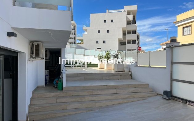 Reventa - Villa - Orihuela - Villamartin