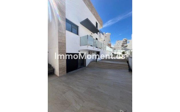 Reventa - Villa - Orihuela - Villamartin