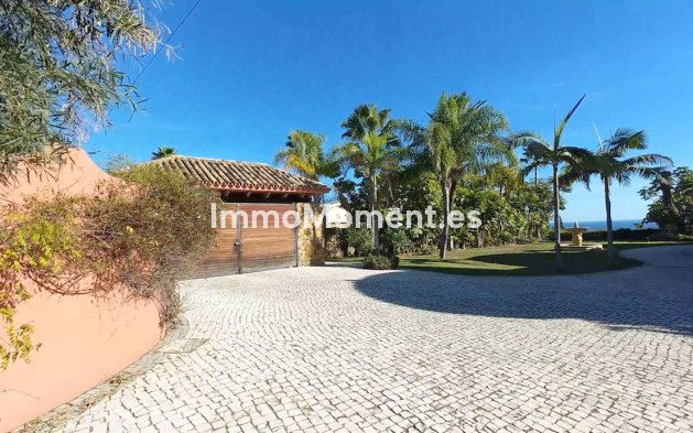 Wiederverkauf - Freistehende Villa - Estepona  - New Golden Mile