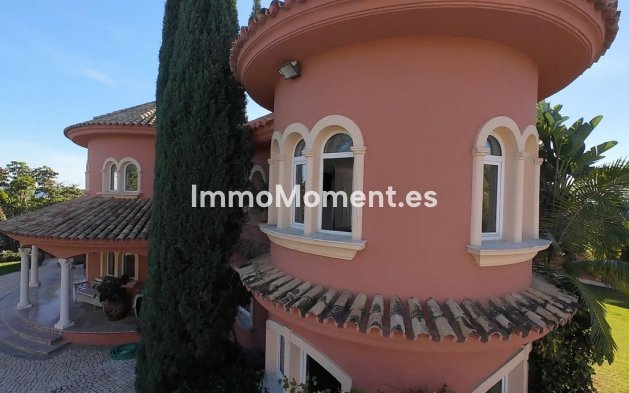 Wiederverkauf - Freistehende Villa - Estepona  - New Golden Mile