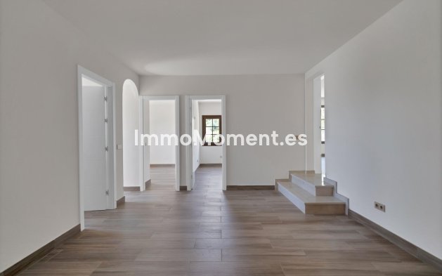 Wiederverkauf - Villa - Marbella - Marbella Centro