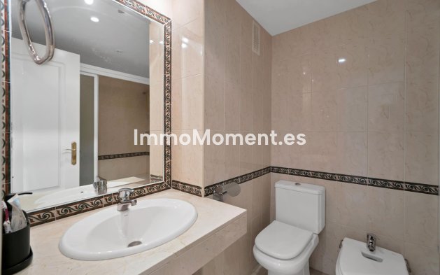 Wiederverkauf - Wohnung - Marbella - Nueva Andalucía