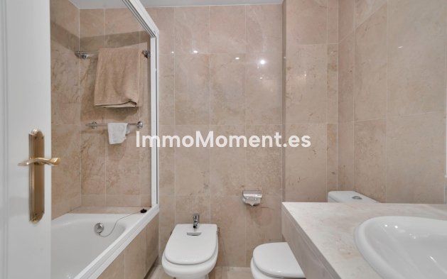 Wiederverkauf - Wohnung - Marbella - Nueva Andalucía