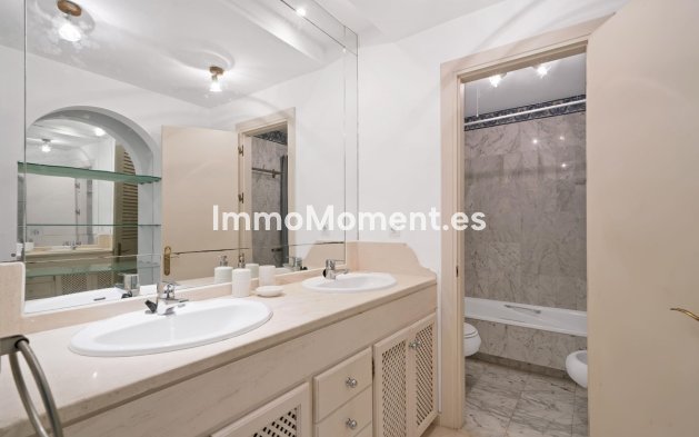 Wiederverkauf - Wohnung - Estepona  - Estepona Centro