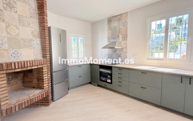 Resale - Apartment - Mijas - Mijas Centro