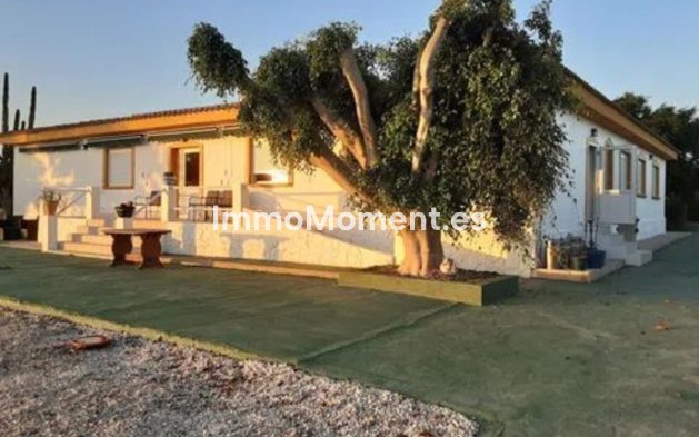 Reventa - Villa - San Miguel de Salinas - San Miguel de Salinas Centro